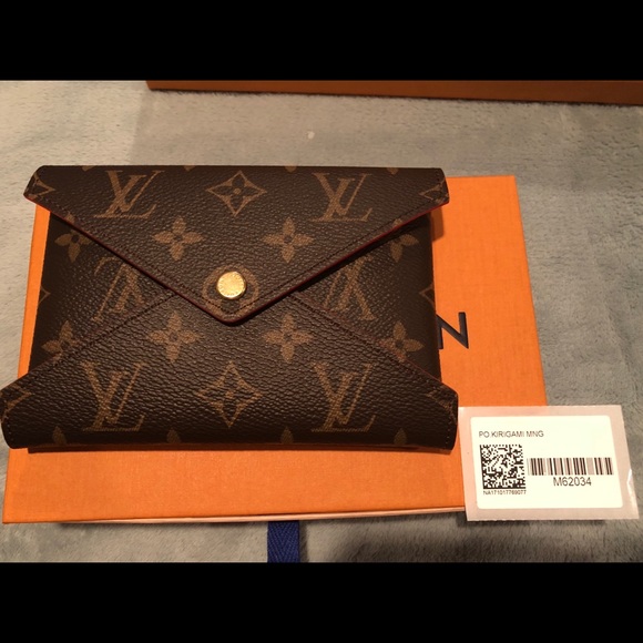 Louis Vuitton Handbags - 🦄🦄New POCHETTE KIRIGAMI🦄🦄